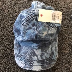 Billabong hat NWT